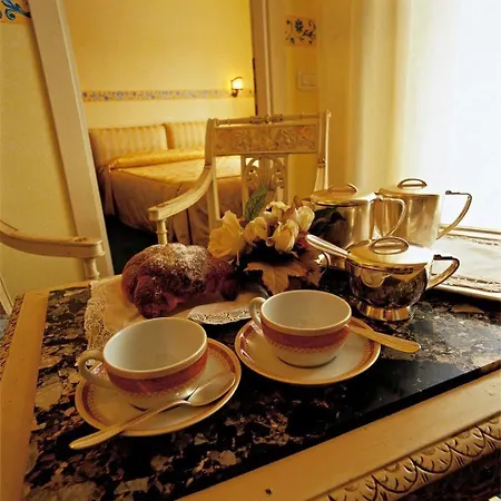 Hotell Duomo Salò