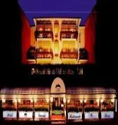 Hotell Duomo 4*