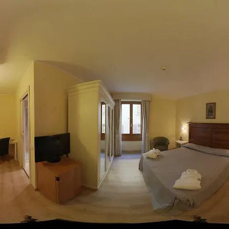 Hotel Duomo 4*