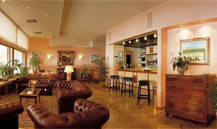Duomo Hotel 4*